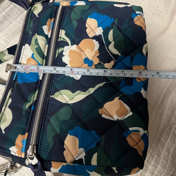 Vera Bradley performance twill 3 zippered crossbody in Immersed Blooms - Picture 5 of 5